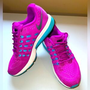 Nike Women's Athletic Shoes in Purple and Teal